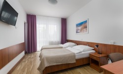 Pokój studio 3 osobowe  (BUDYNEK C)